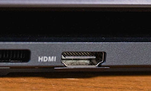 jenis port laptop: hdmi